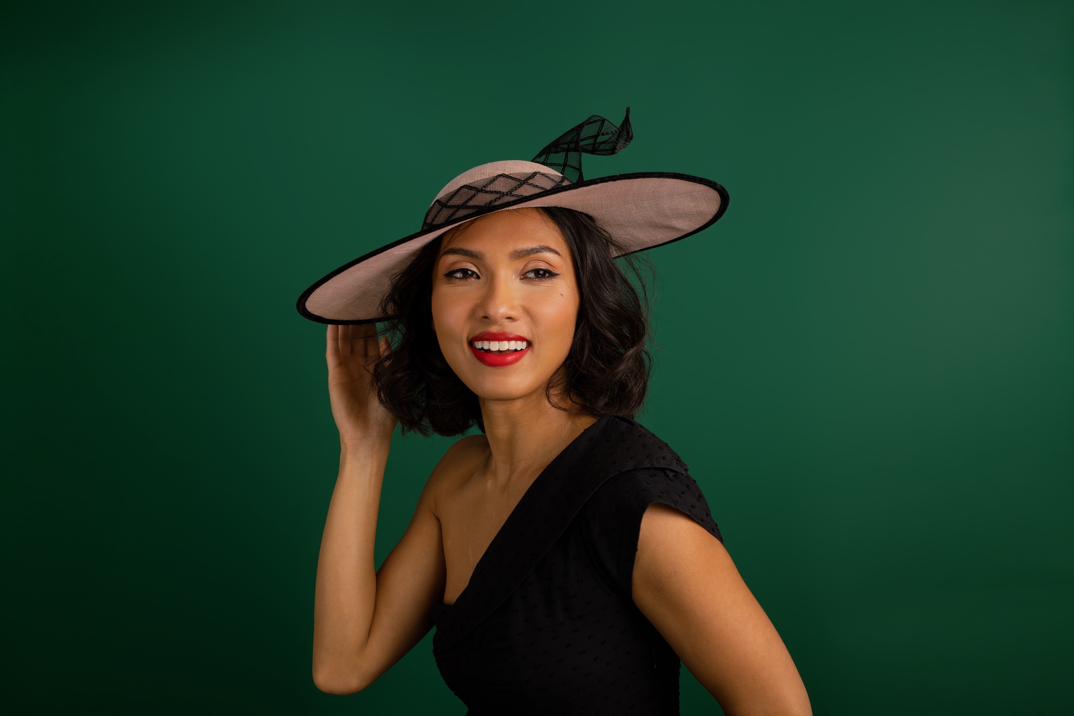 Swing and Soar Pink and black crinoline hat